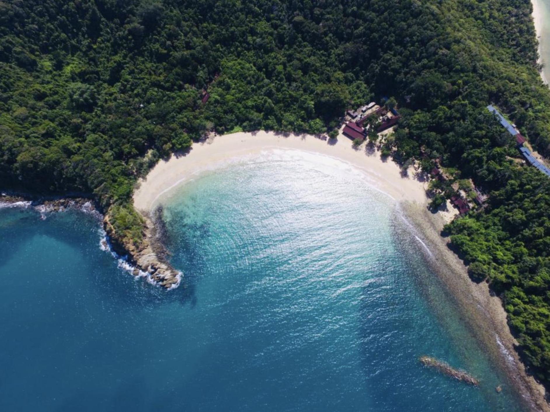 Dolphin Bay Island Resort Kota Belud Экстерьер фото