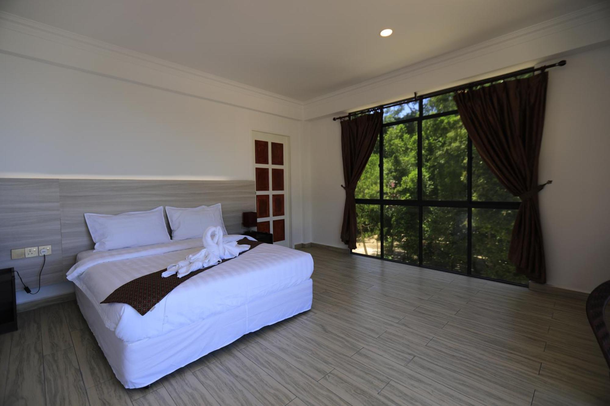 Dolphin Bay Island Resort Kota Belud Экстерьер фото